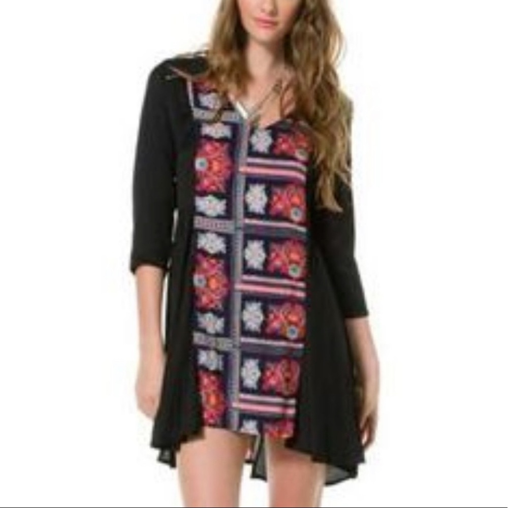 NWT Three of Something Geo Shrine Story Teller Dress Sz 6